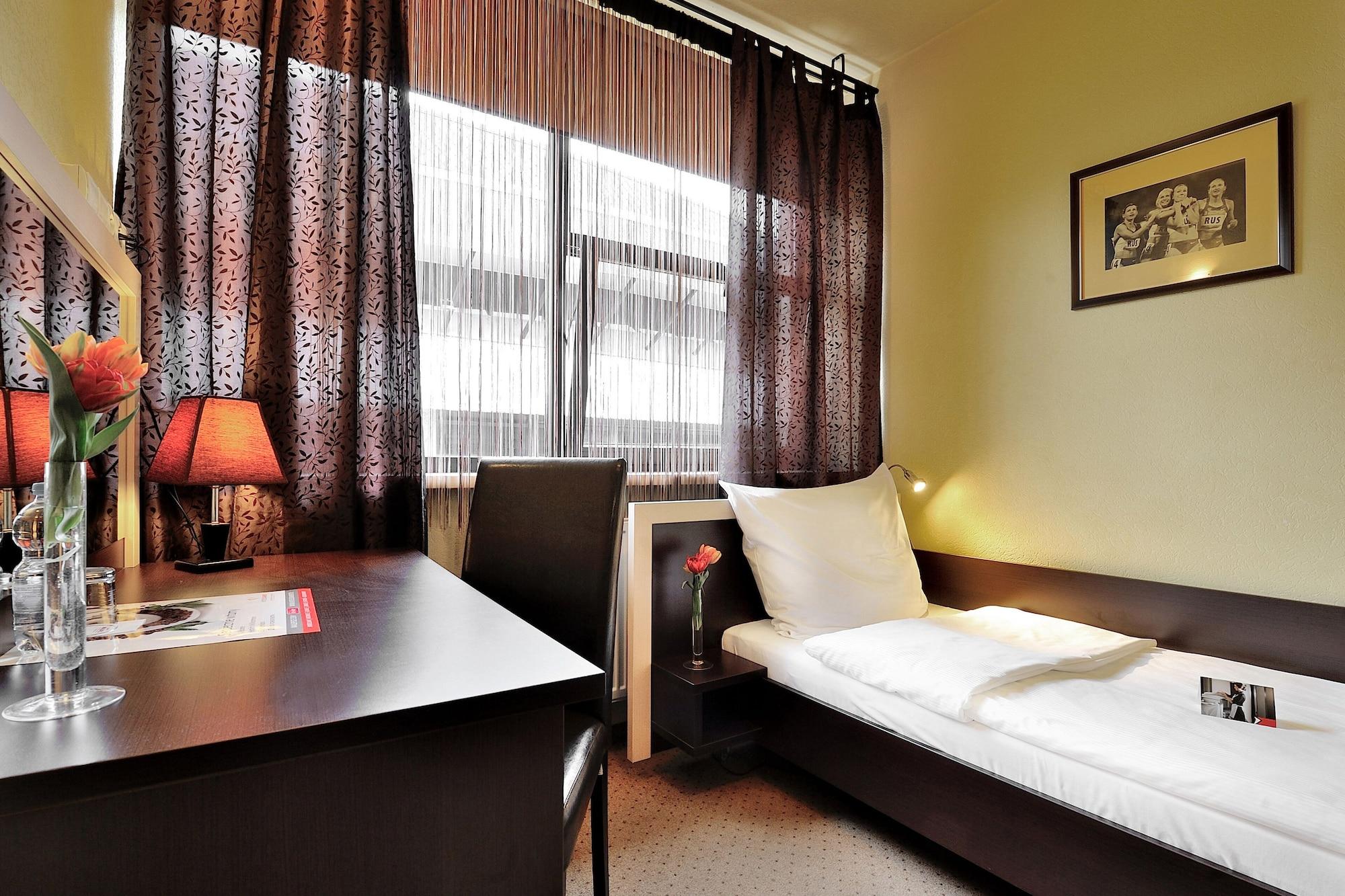 Hotel Diament Spodek Kattowitz Exterior foto