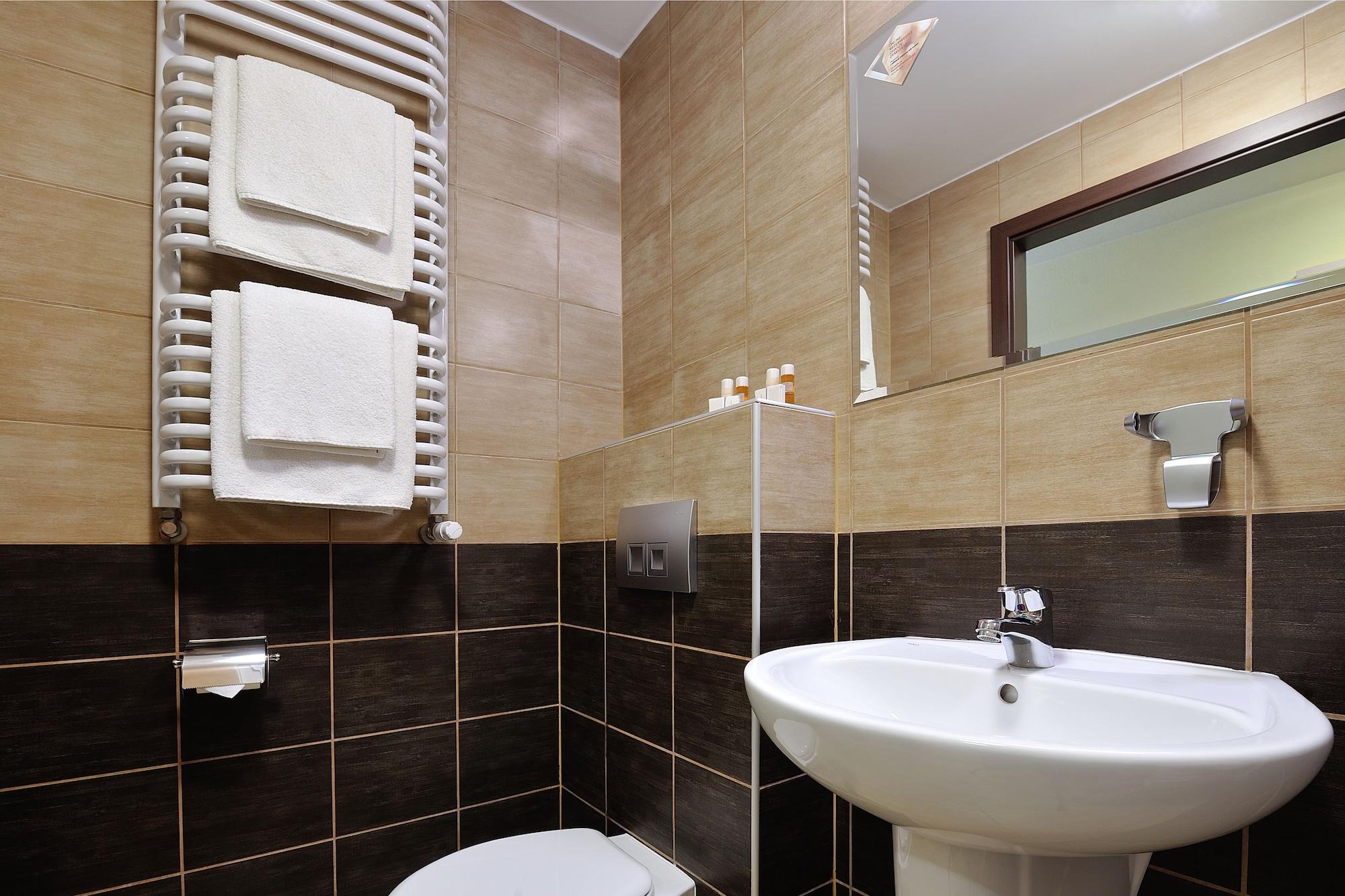 Hotel Diament Spodek Kattowitz Exterior foto