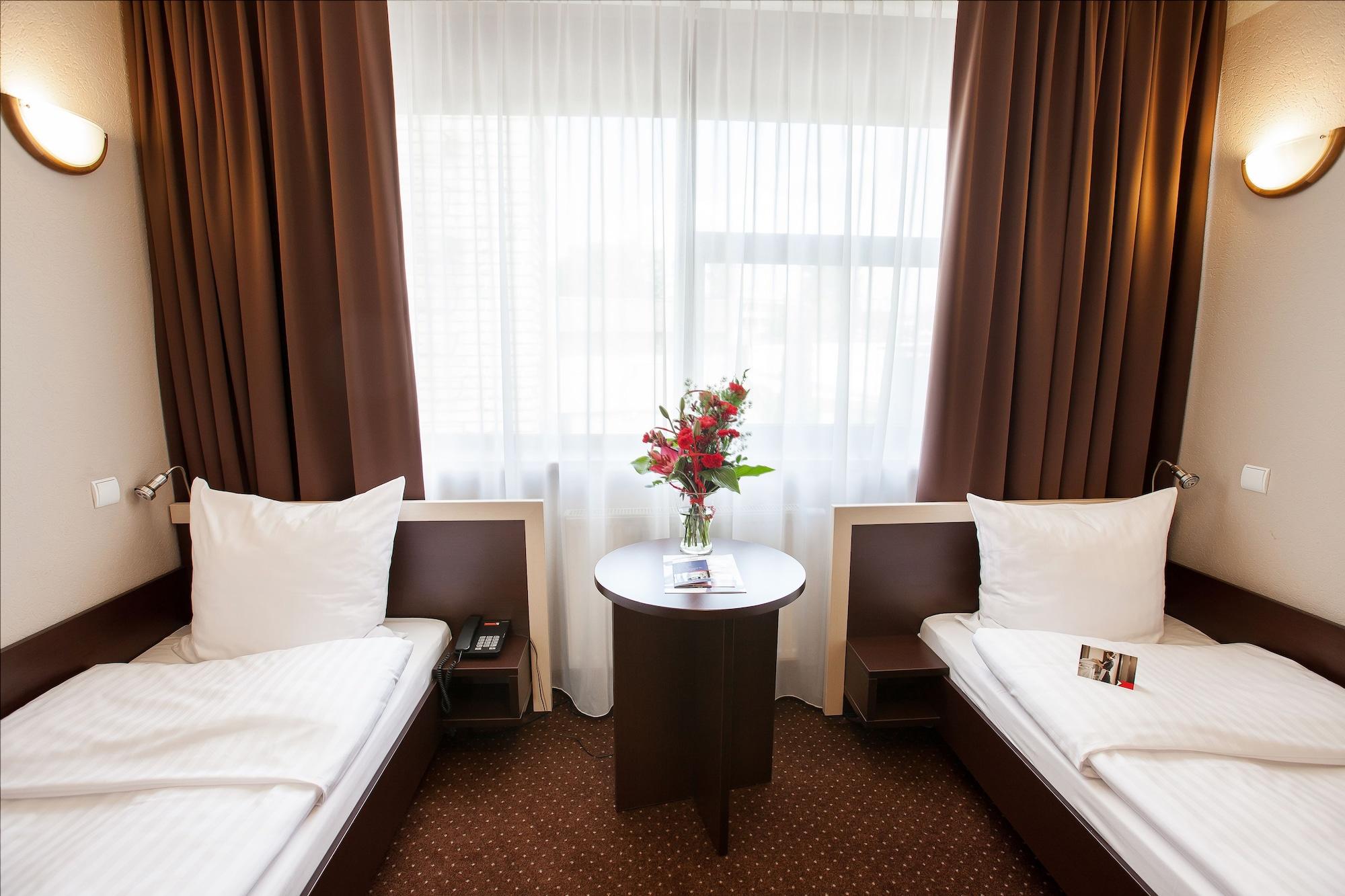 Hotel Diament Spodek Kattowitz Exterior foto