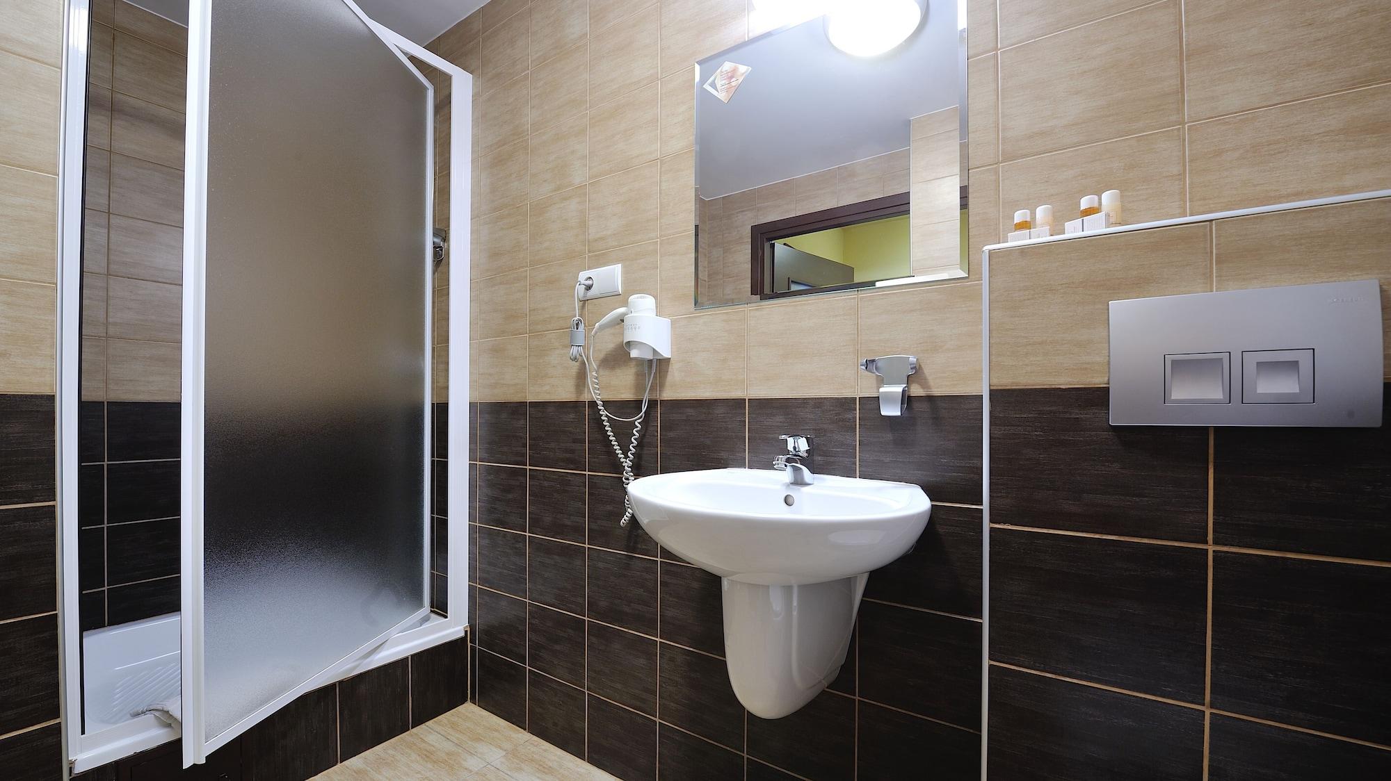 Hotel Diament Spodek Kattowitz Exterior foto