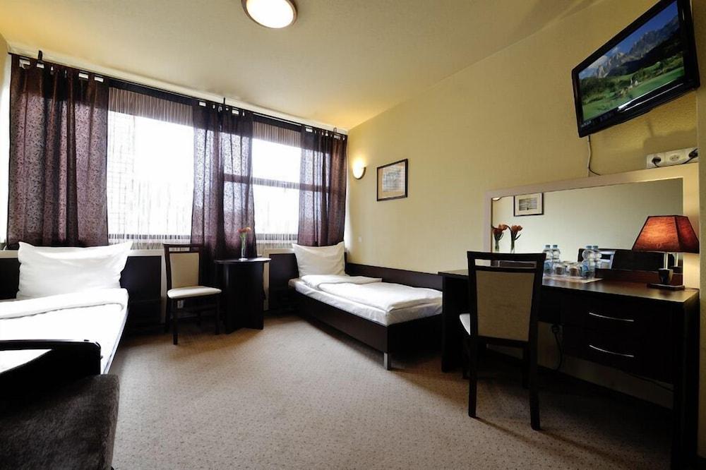 Hotel Diament Spodek Kattowitz Exterior foto