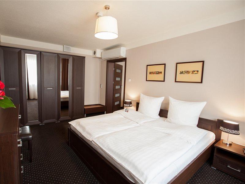Hotel Diament Spodek Kattowitz Exterior foto