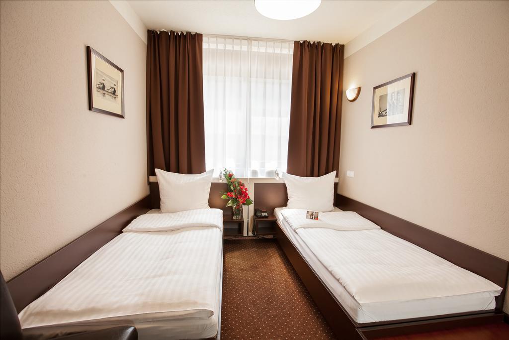 Hotel Diament Spodek Kattowitz Exterior foto