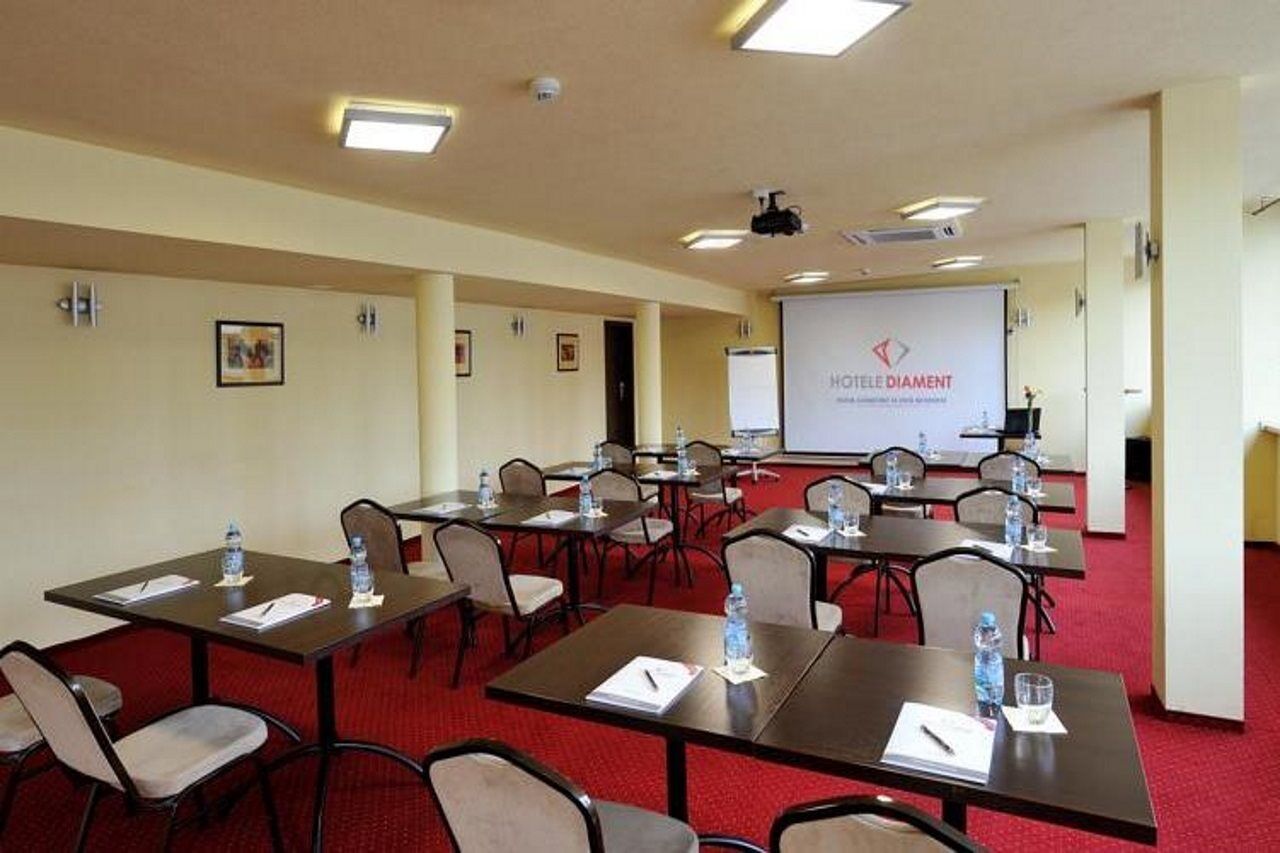 Hotel Diament Spodek Kattowitz Exterior foto